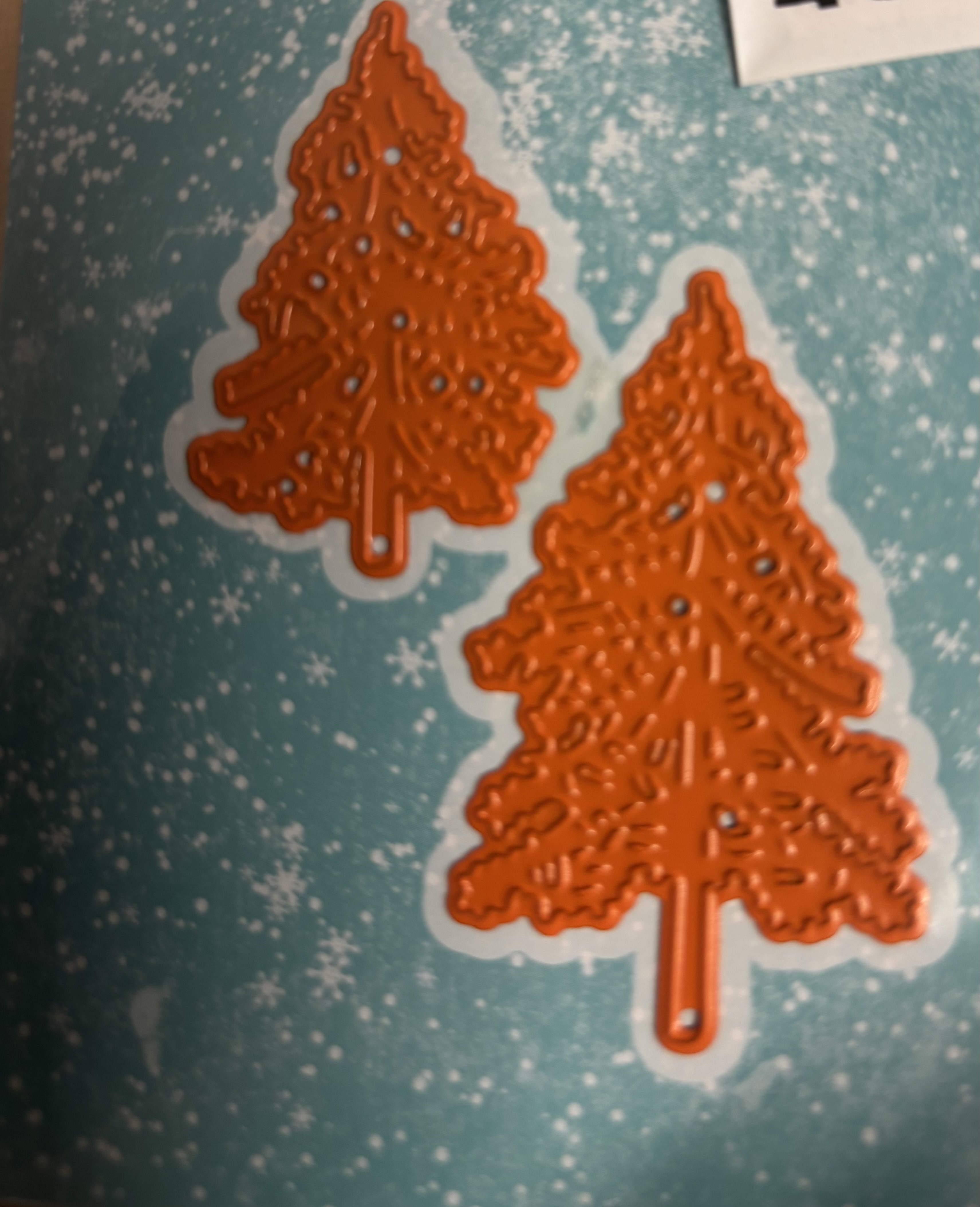 6002/1506 Joy Crafts stencils/dies, Christmas trees