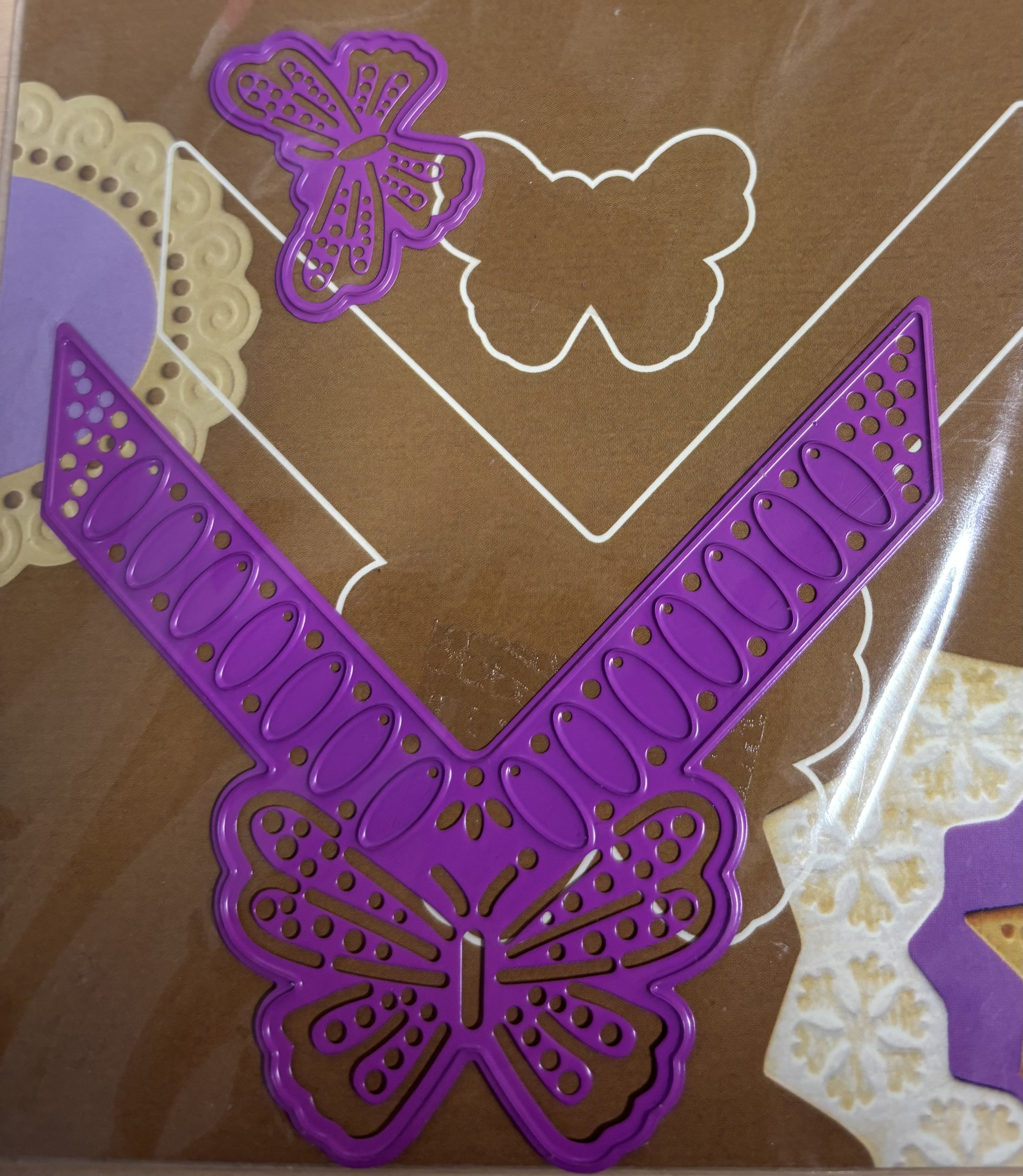 6002/0040 Joy Crafts Cutting and embossing